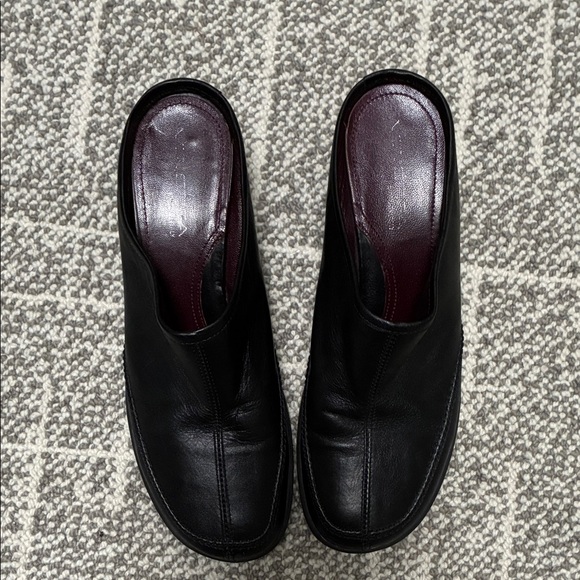 Via Spiga Black Leather Women's Mules - Picture 3 of 8